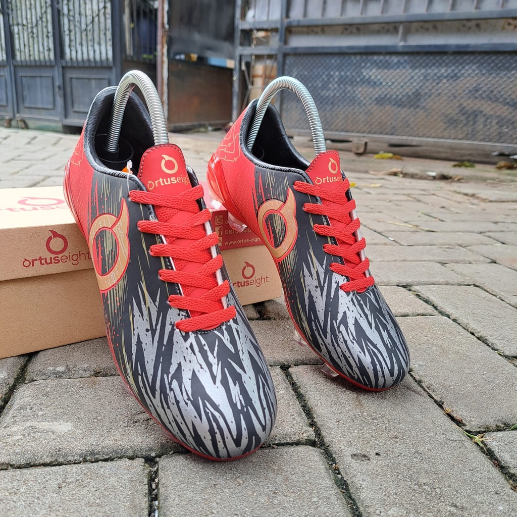 DISKON SEPATU BOLA ORTUSEIGHT FORTE CATALYST KULIT FULL JAHIT TERLARIS. SEPATU SEPAK BOLA MURAH LIGH