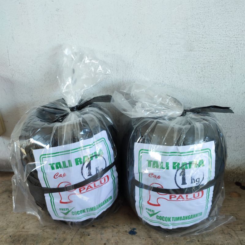 

Tali Rafia Rapia Hitam 1kg