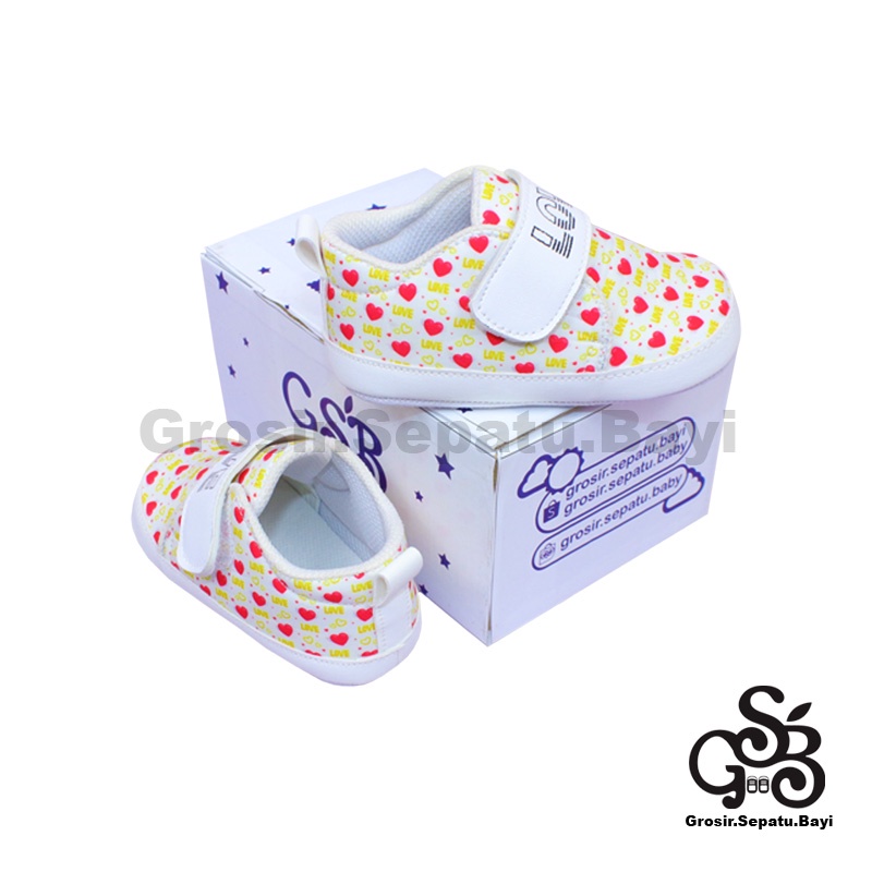 Sepatu Bayi - Baby Shoes - Prewalker  | 2-12 bulan | motif LOVE Putih ringan &amp; fleksibel