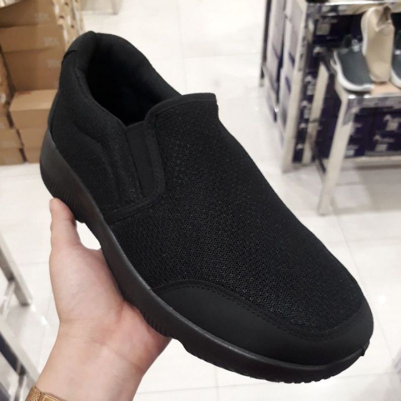 sepatu slip on Dr.kevin