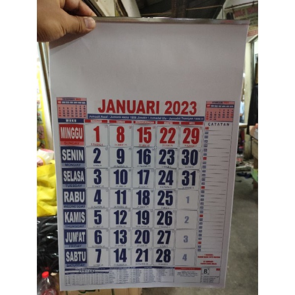 

KALENDER 2025 UKURAN 32 X 49
