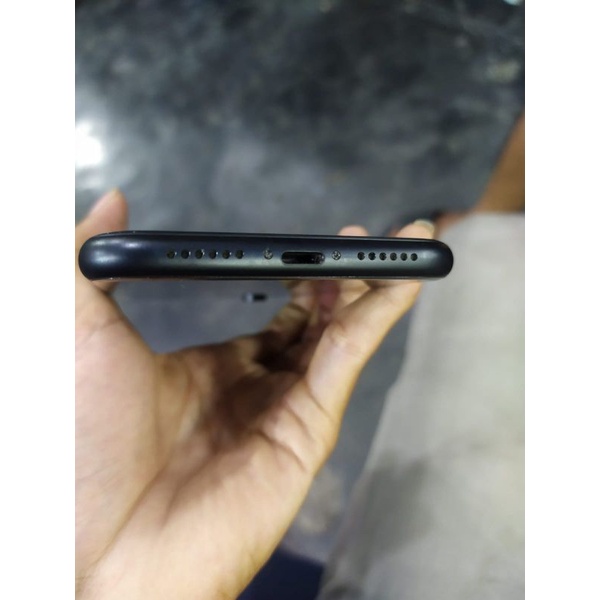 Iphone XR 128gb Second Lock Passcode