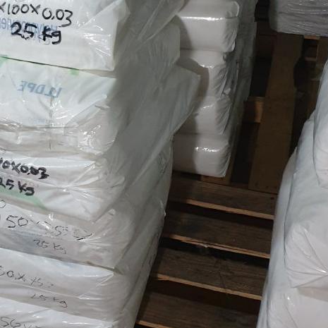 

Plastik PE 15X25 CM tebal 0,8 mikron