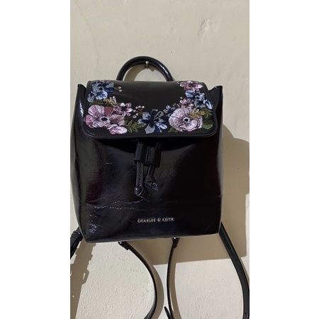 ransel wanita charles and keith