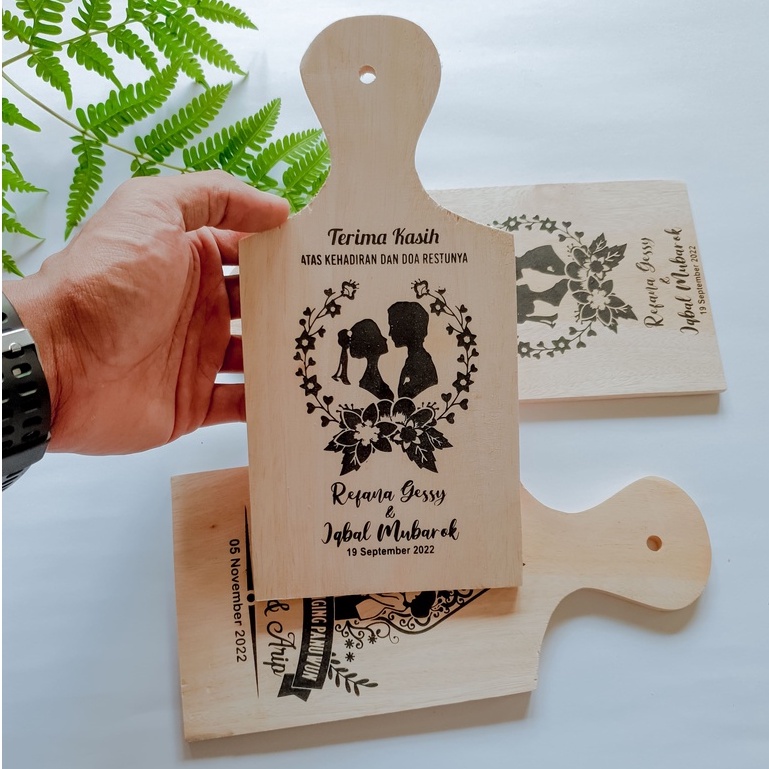 talenan souvenir pernikahan talenan kayu souvenir murah talenan sablon geratis