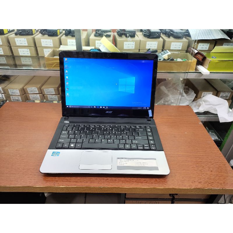 Laptop Acer  RAM 4GB SSD 128GB Laptop bagus siap pakai untuk kerja Kuliah Sekolah SD SMP SMA kantoran ZOOM ada kamera