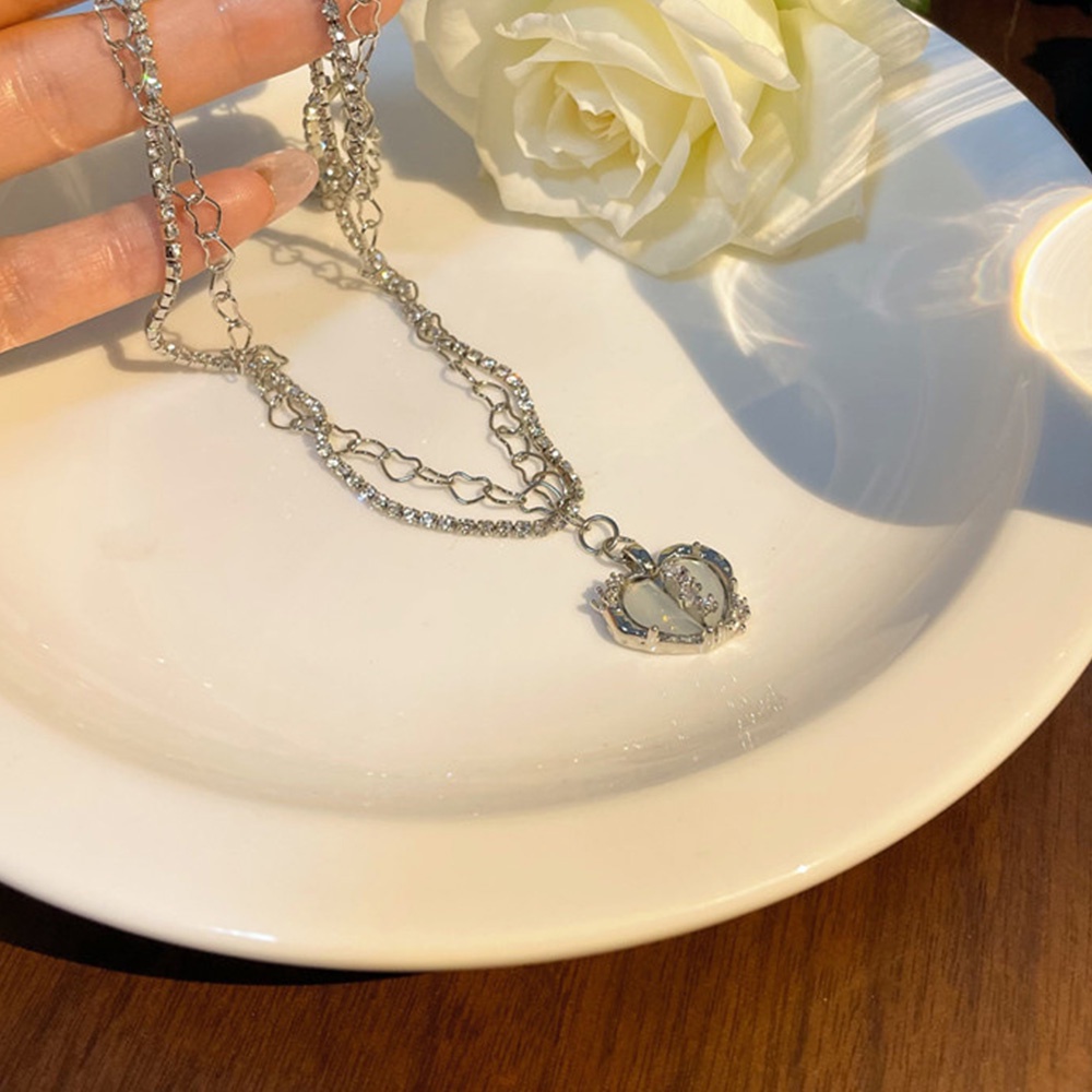 Kalung Choker Rantai Liontin Hati Aksen Kristal Gaya Punk Gothic Untuk Wanita