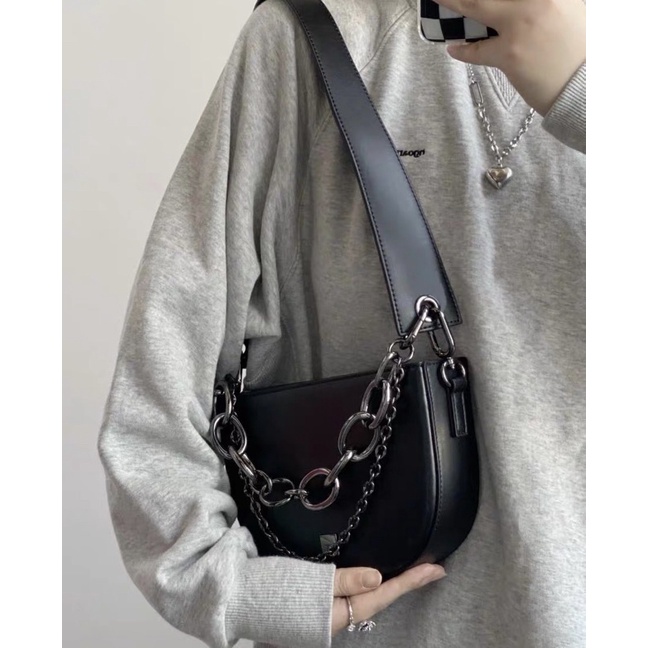 Tas Selempang Kulit Wanita Tas Cewek Bahu Slingbag Rantai Saddle Bag GS 520