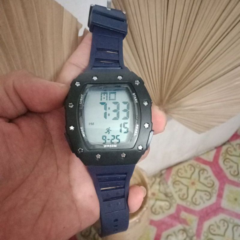 Jam tangan keren digital sport terbaru, bebas alergi