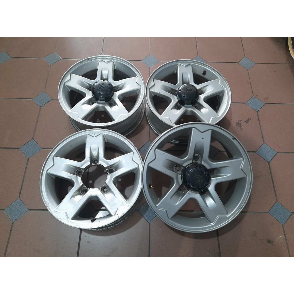 Velg Ring 15 Bekas Copotan Escudo Pcd 5x139,7 Silver