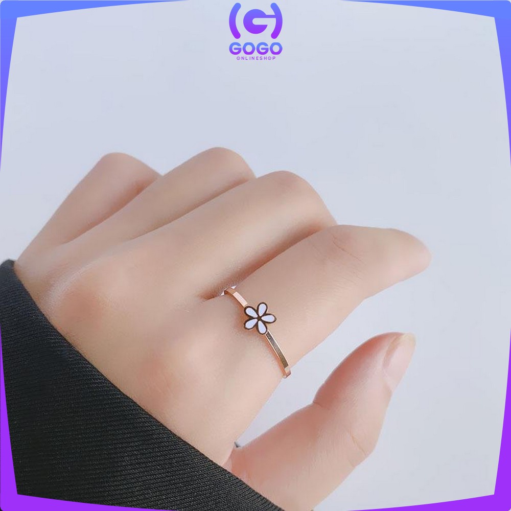 GOGO-K131 Cincin Wanita Bahan Titanium Steel Motif Bunga / Cincin Dewasa Motif Simple Anti Karat / Cincin Fashion Wanita Ala Korea