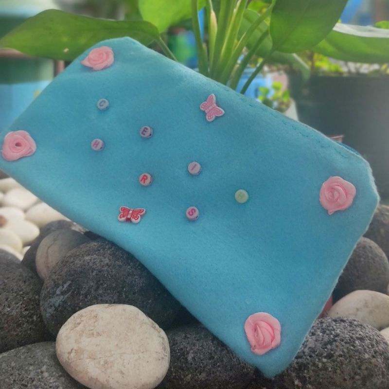 

POUCH FLANEL 1
