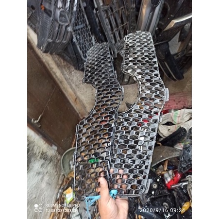 grill grille radiator grill yaris 2006 2007 grille radiator Yaris 2006