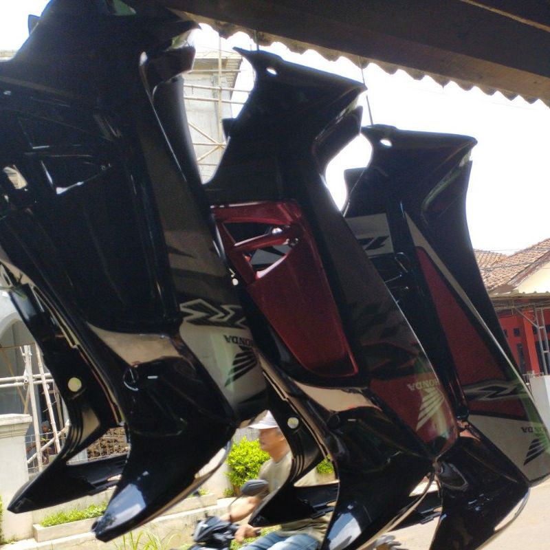 sayap Supra x 125 batman