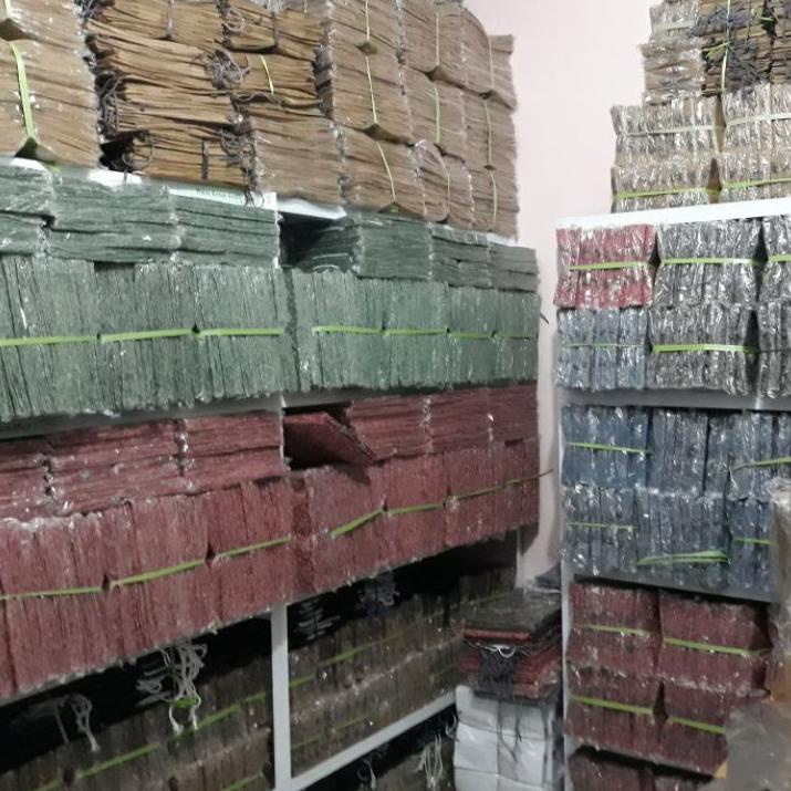 

Baru WPVFJ GROSIR MURAH !!! 100 PCS PAPERBAG MOTIF BATIK MACAM UKURAN 33 Sale