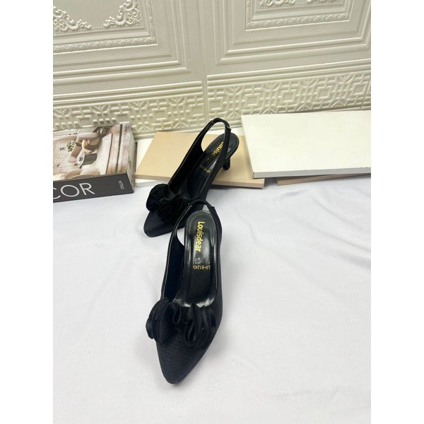 sepatu heel wanita kekinian Louisdear P99 heel 3 cm bahan satin