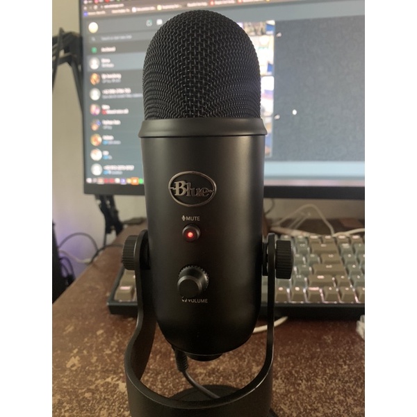 Mic Blue Yeti Blackout