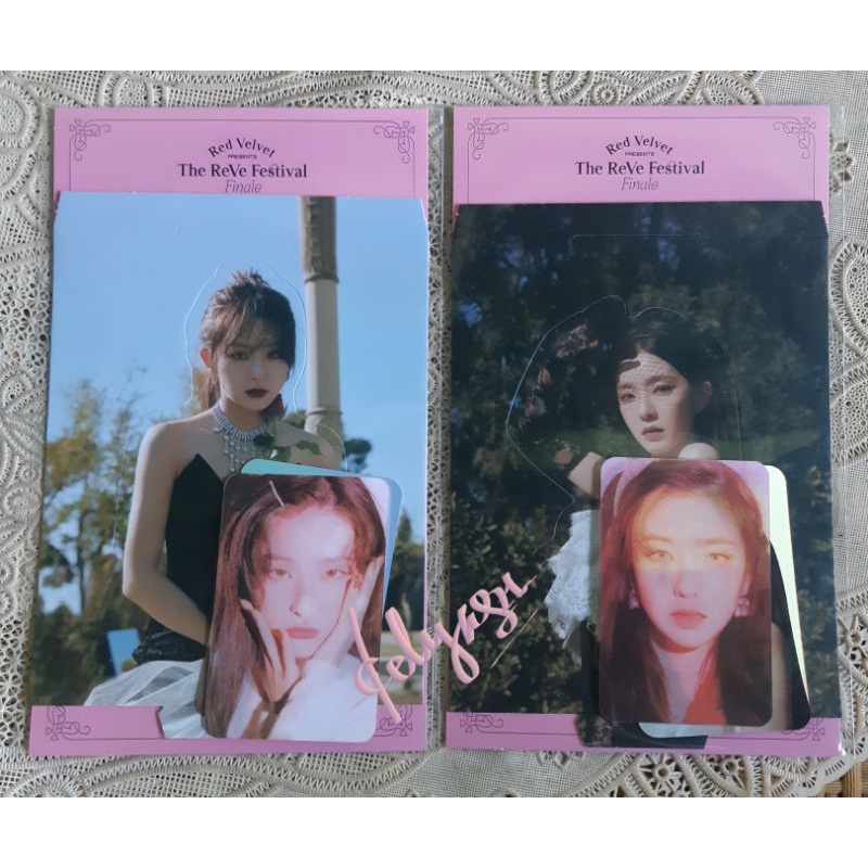 STANDEE HOLOGRAM LENTI TRF FINALE IRENE SEULGI RED VELVET