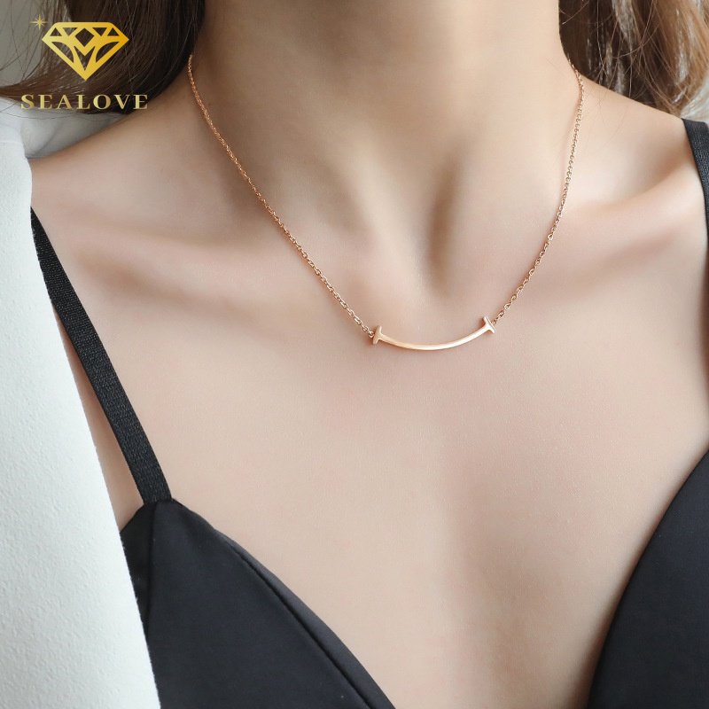 Kalung titanium wanita anti karat Senyum liontin Korea perhiasan titanium asli