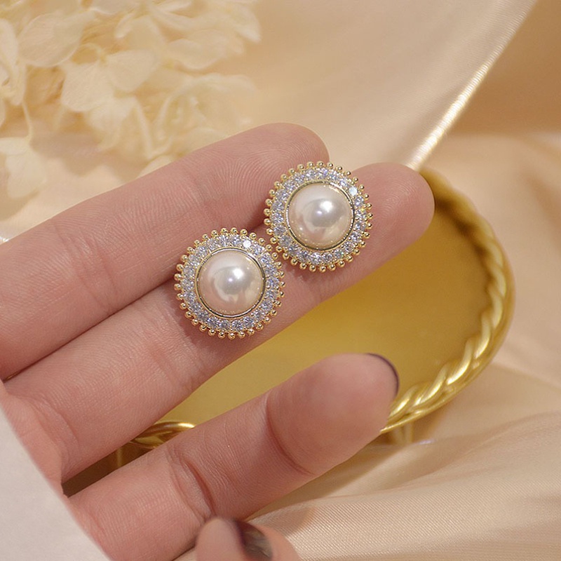 Anting Stud Bentuk Bulat Kecil Aksen Mutiara Untuk Wanita