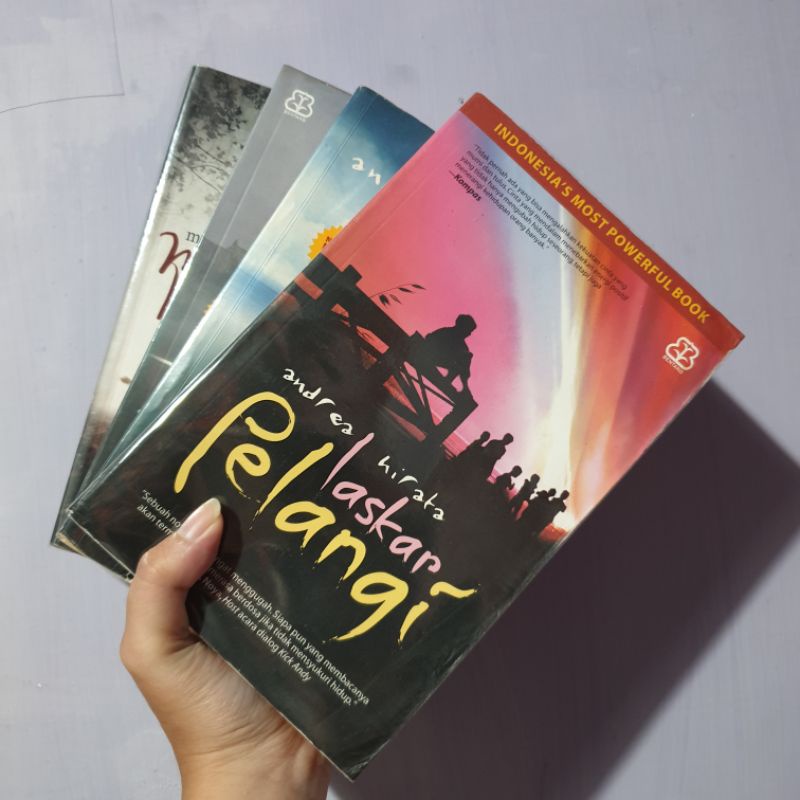 Novel Preloved Laskar Pelangi (BOOKED)