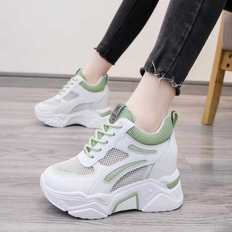 Sepatu Tinggi Perempuan Kasual Import Sepatu Cewek Jalan Modis Spatu Sneaker Wanita Kekinian SP-209