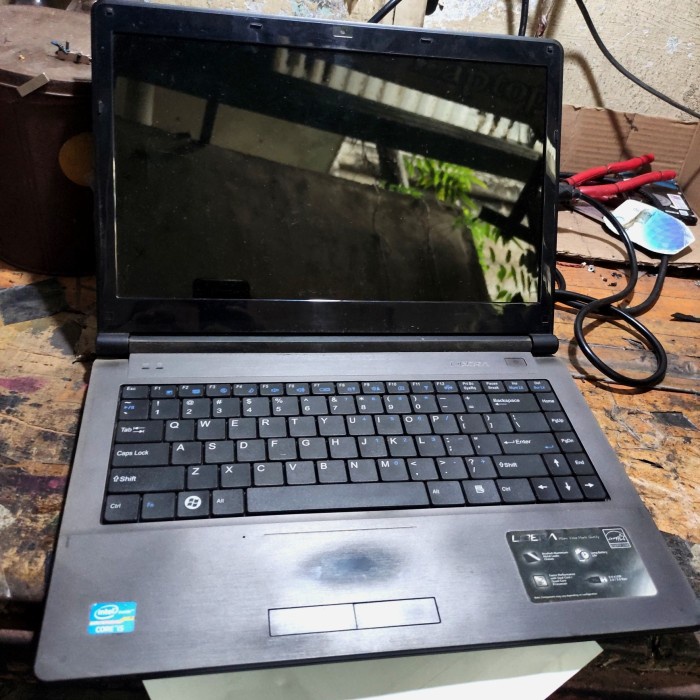 case casing kesing chasing engsel C-Gear CLEVO W24AHU