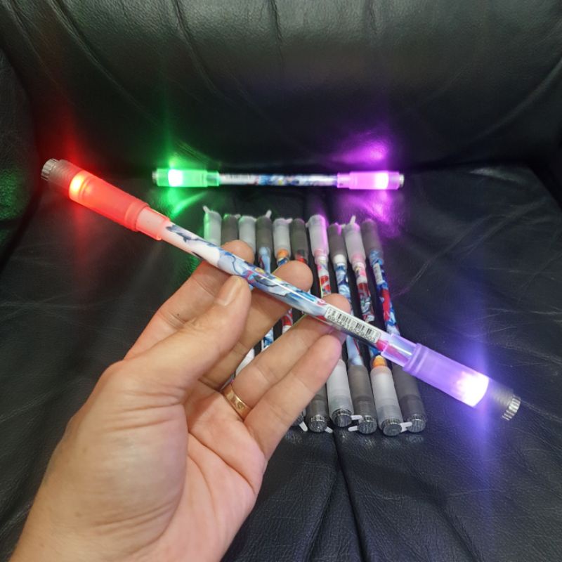 LED ULTRA MAN SPINNING PEN / PEN PUTAR / PEN AJAIB / PEN ANTI STRESS / PEN BALANCE