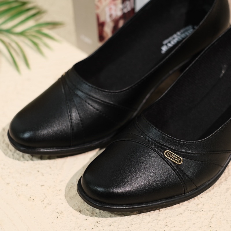 Sepatupantofelwanitakulitsepatuformalwanitaterbarudankeren-VillanovaVL02