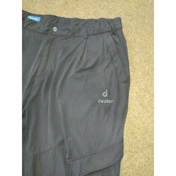 Celana Deuter