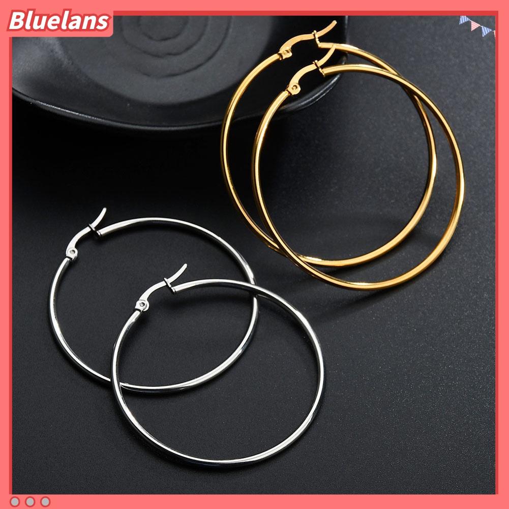 Anting Hoop Bentuk Lingkaran Besar Bahan Stainless Steel Untuk Wanita