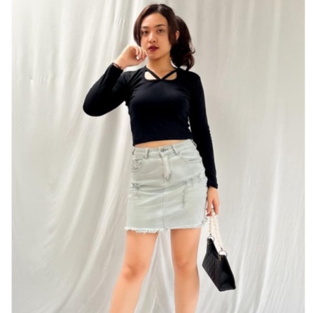 CROP TOP LYODRA//KOREAN STYLE