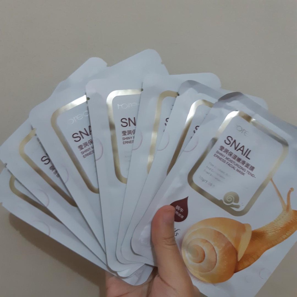 ROREC Snail Moisturizing Facial Mask Rumah Cantik 354 Sheet Mask Yang Dapat Mencerahkan Melembutkan Dan Menghaluskan Kulit Wajah