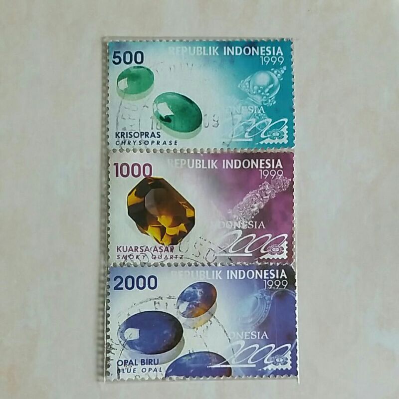 

(AB) Perangko Indonesia 1999 Batu Mulia Seri 3 Set Lengkap 3pcs Used