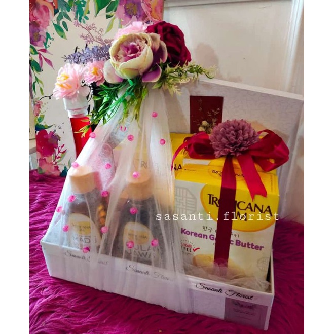 

HAMPERS JOGJA,hampers natal,hampers idulfitri!!! Aneka Hampers Parcel Souvenir Oleh oleh Buah tangan custom Jogja idul fitri hari raya Lebaran Natal Pesta Pernikahan