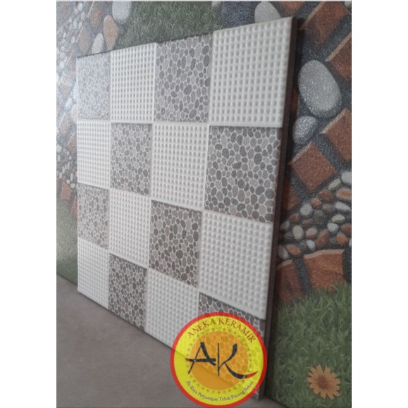 Keramik Lantai Kasar Teras/Kamar Mandi Motif Timbul 25x25 Victoria Grey