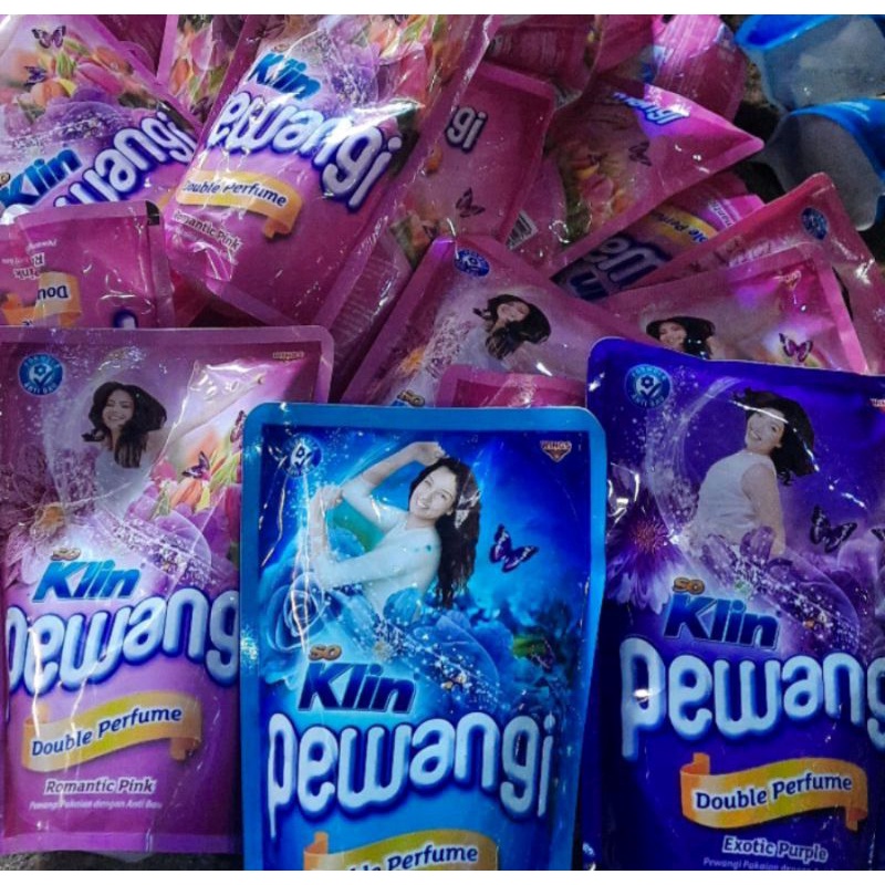 Soklin pewangi pouch 450ml