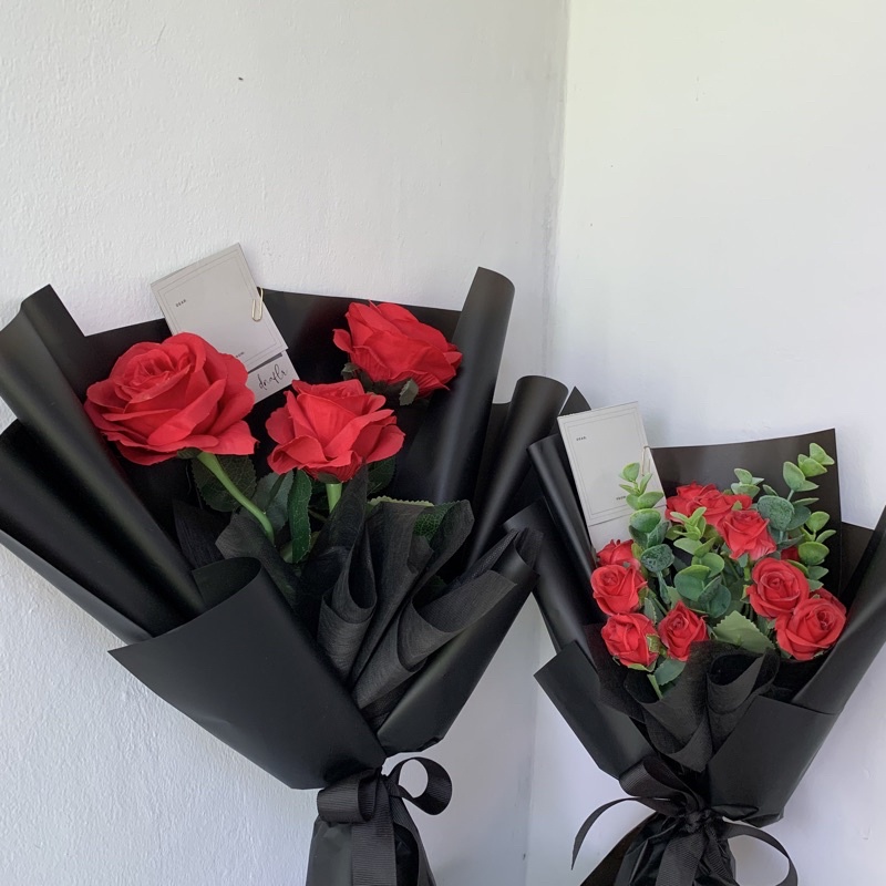 Rose bouquet / bunga artificial / artificial flower / artificial bouquet / bouquet bunga / buket bunga / buket bunga plastik / buket plastik /buket ready / buket bandung / buket wisuda