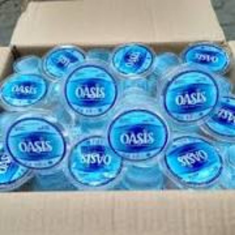 

TERMURAH Oasis air minum mineral 220 ml (1 pack =48botol ) GOJEK /GRAB ONLY