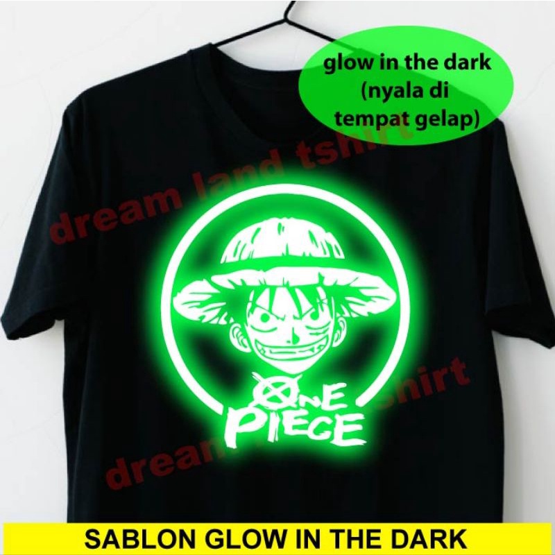 Kaos One Piece Luffy Face (Glow In The Dark)
