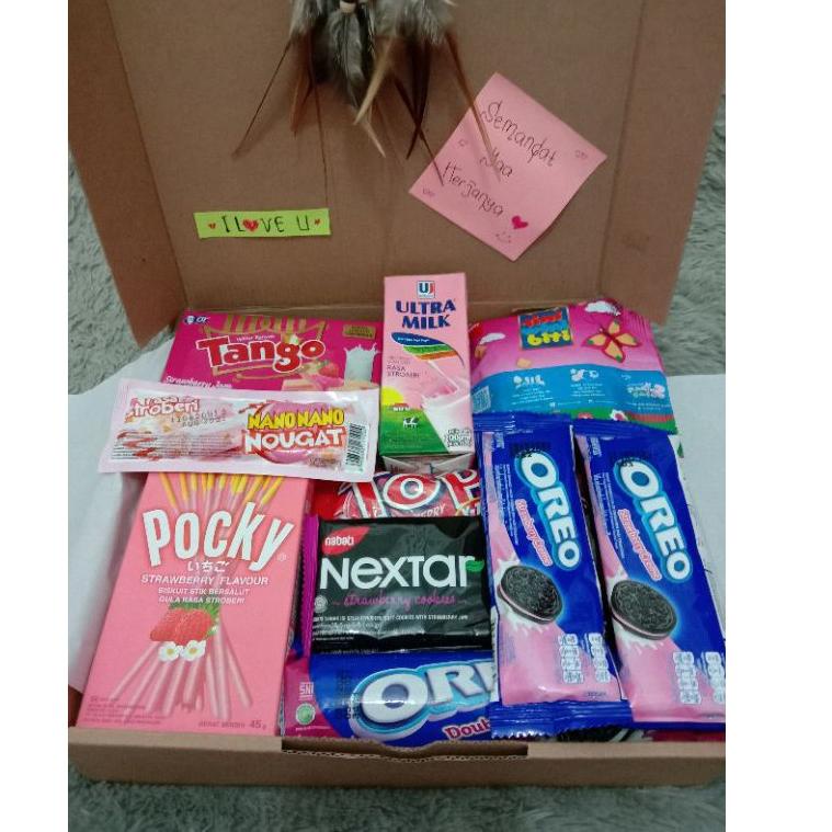 

Produk Terkini Kado Snack Box / Kado Ulang tahun / Kado wisuda / Kado Unniversarry / Paket Pink 04