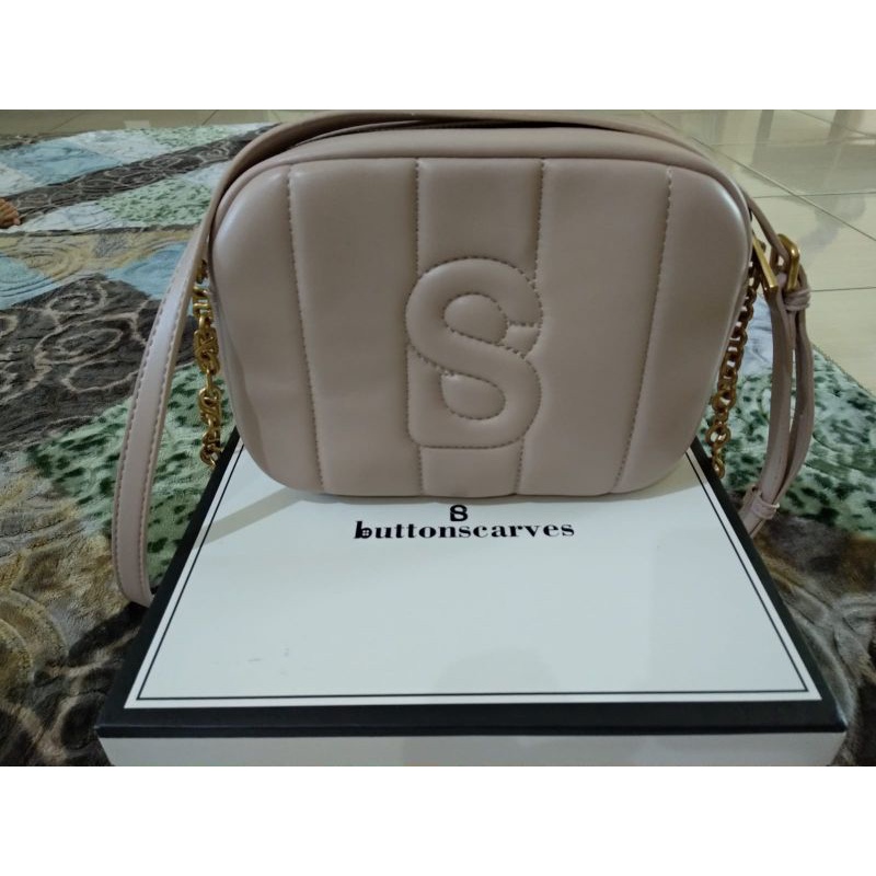 NENA BAG BUTTONSCARVES