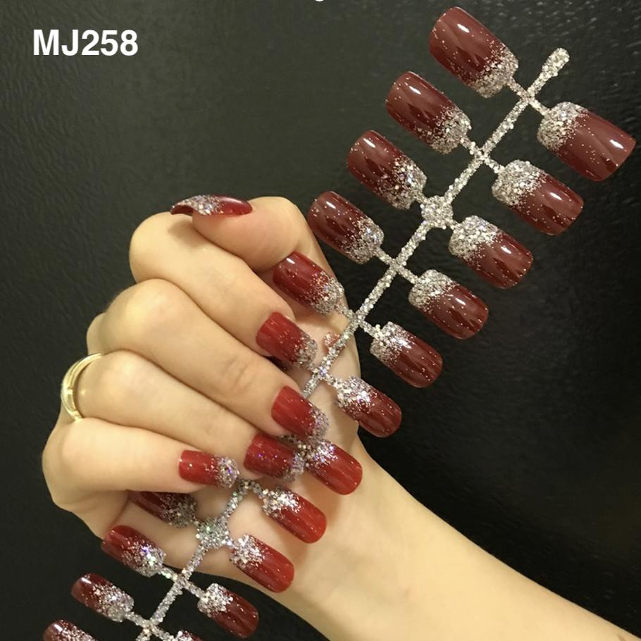 24Pcs Kuku Palsu Murah Motif MJ258 / Fake Nails Motif Gliter Glossy Nude / Nail Art Kuku Palsu