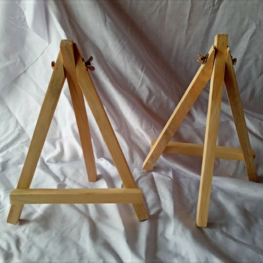 

Produk Unggulan Mini Easel Display Stand Lukisan Kanvas 20X30Cm Sale!!!