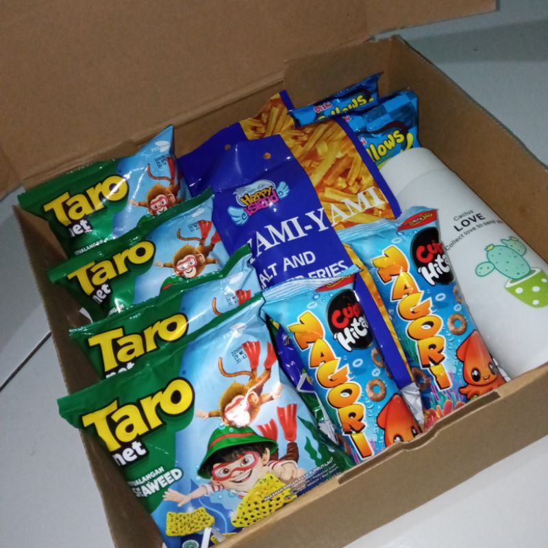 

HAMPERS SNACK / GIFT BOX SNACK / HADIAH ULTAH / HADIAH WISUDA / HADIAH MURAH / KADO MURAH