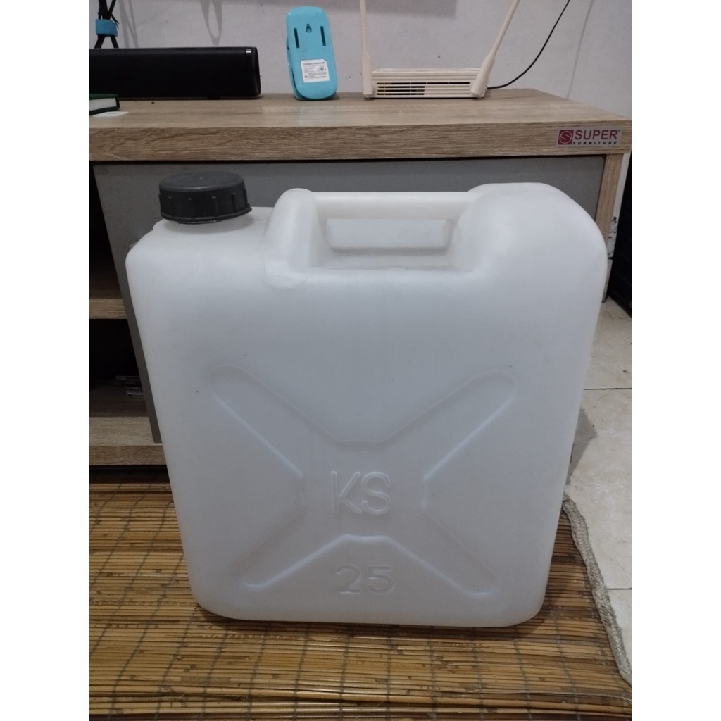 Jerigen Jirigen Plastik 25 Liter Jogja (Gojek)