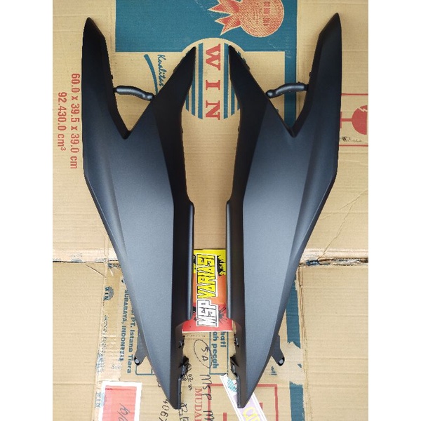 Cover body belakang Kanan Kiri Biru Dongker Doff Honda Beat Fi 2020 / 2022 ( WIN )