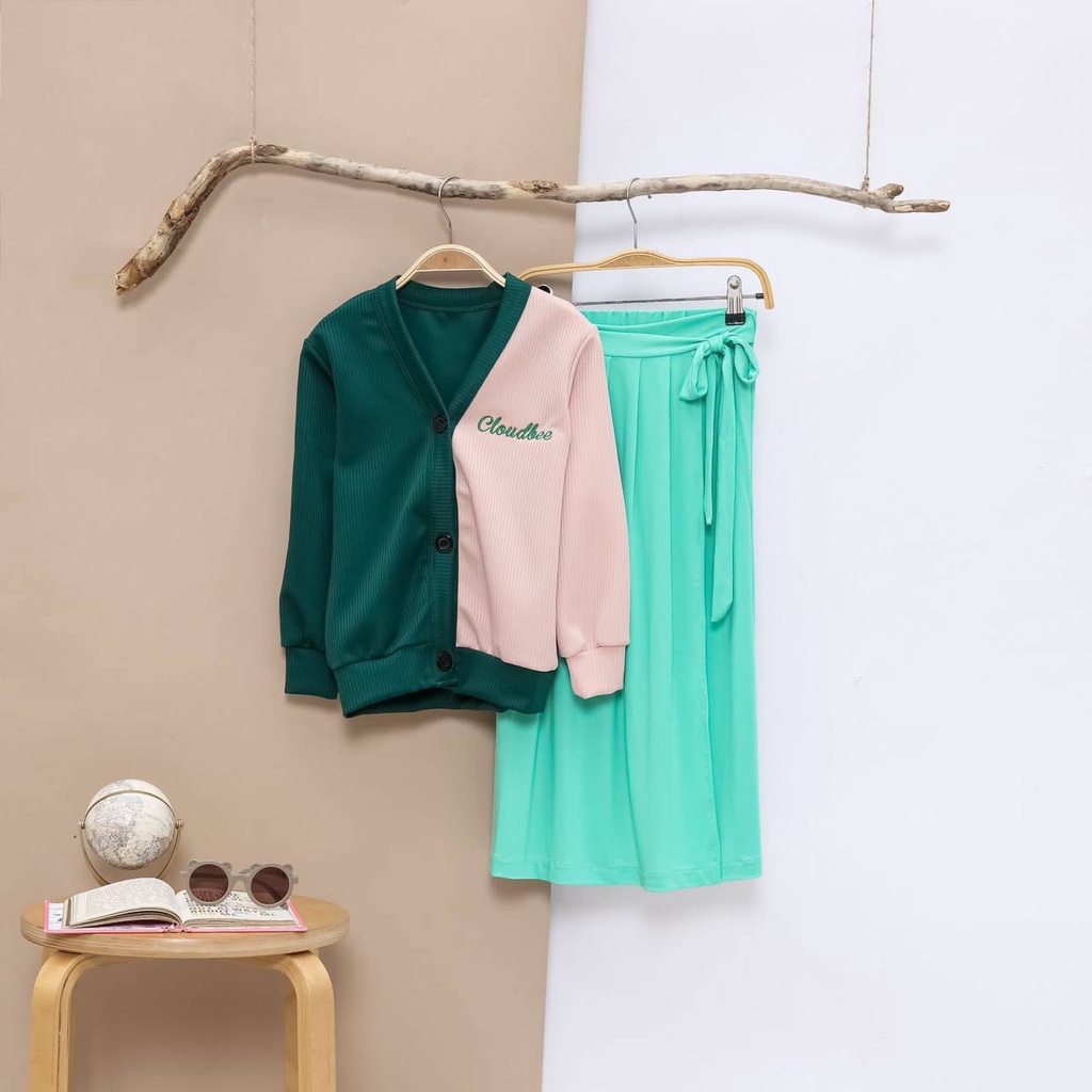 CLOUDBEE CARDY &amp; CULOTTES Free Tshirt