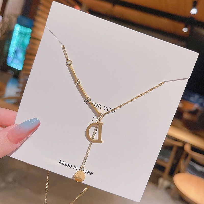 Kalung Rantai Dengan Liontin Huruf D Bahan Titanium Steel Untuk Wanita