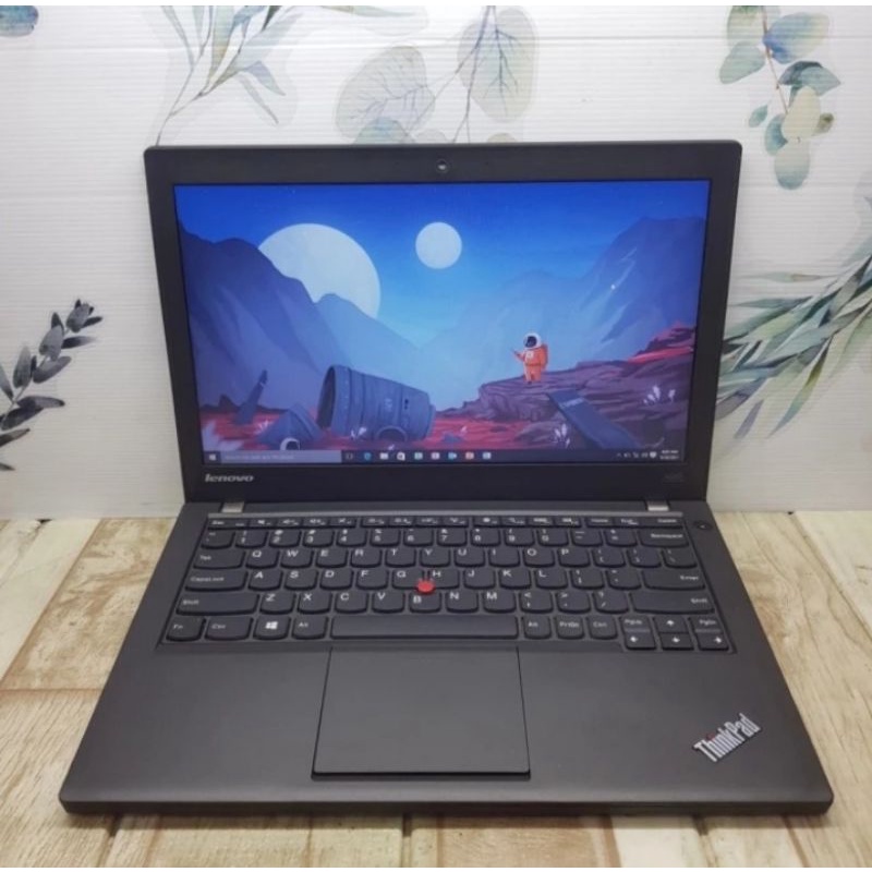 Laptop Lenovo X240 core i5 Gen 4 Ram 8gb ssd 256gb second branded